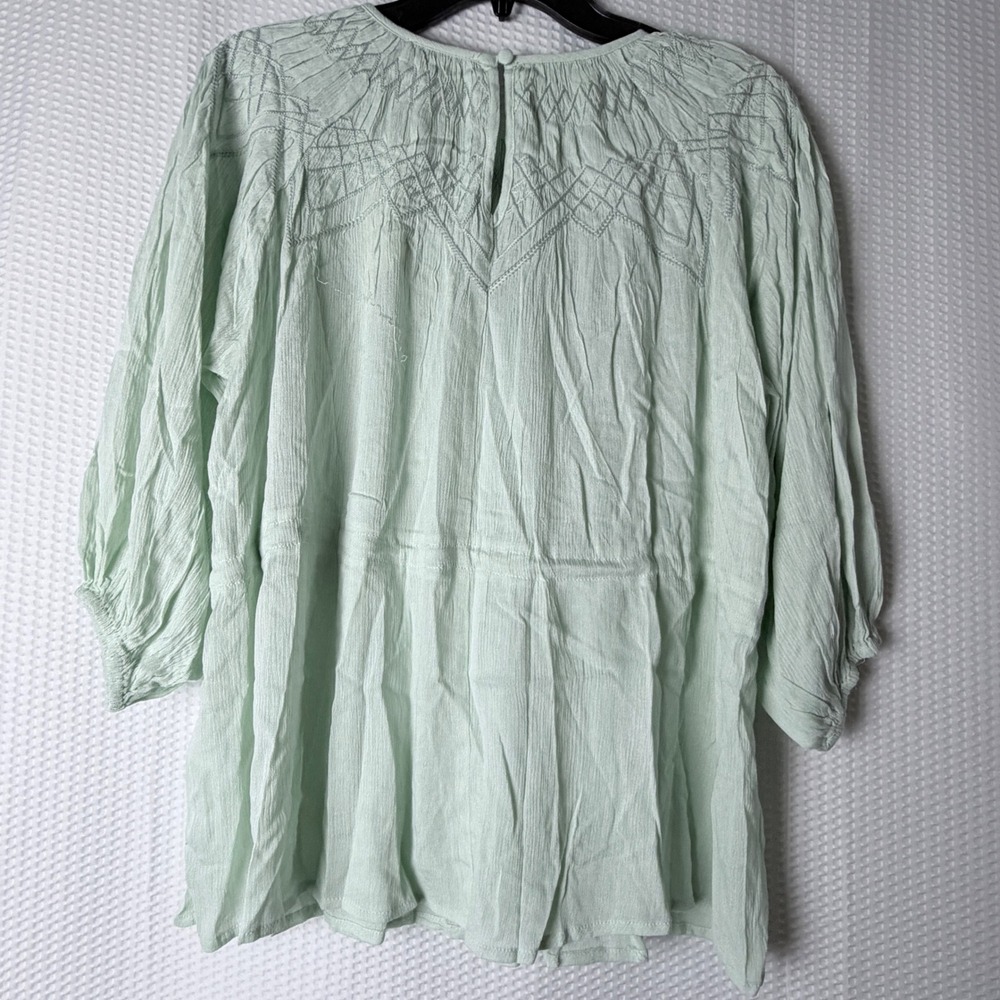 Doe & Rae Blouse Women Medium Mint Green Embroidered Peplum Boho 3/4 Sleeve - Picture 3 of 9